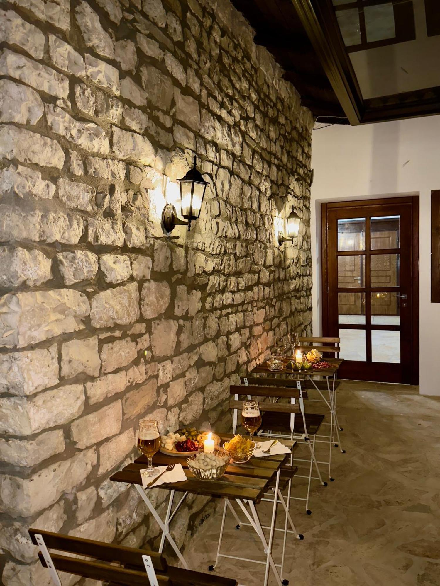 Hotell Merkaj, Castle