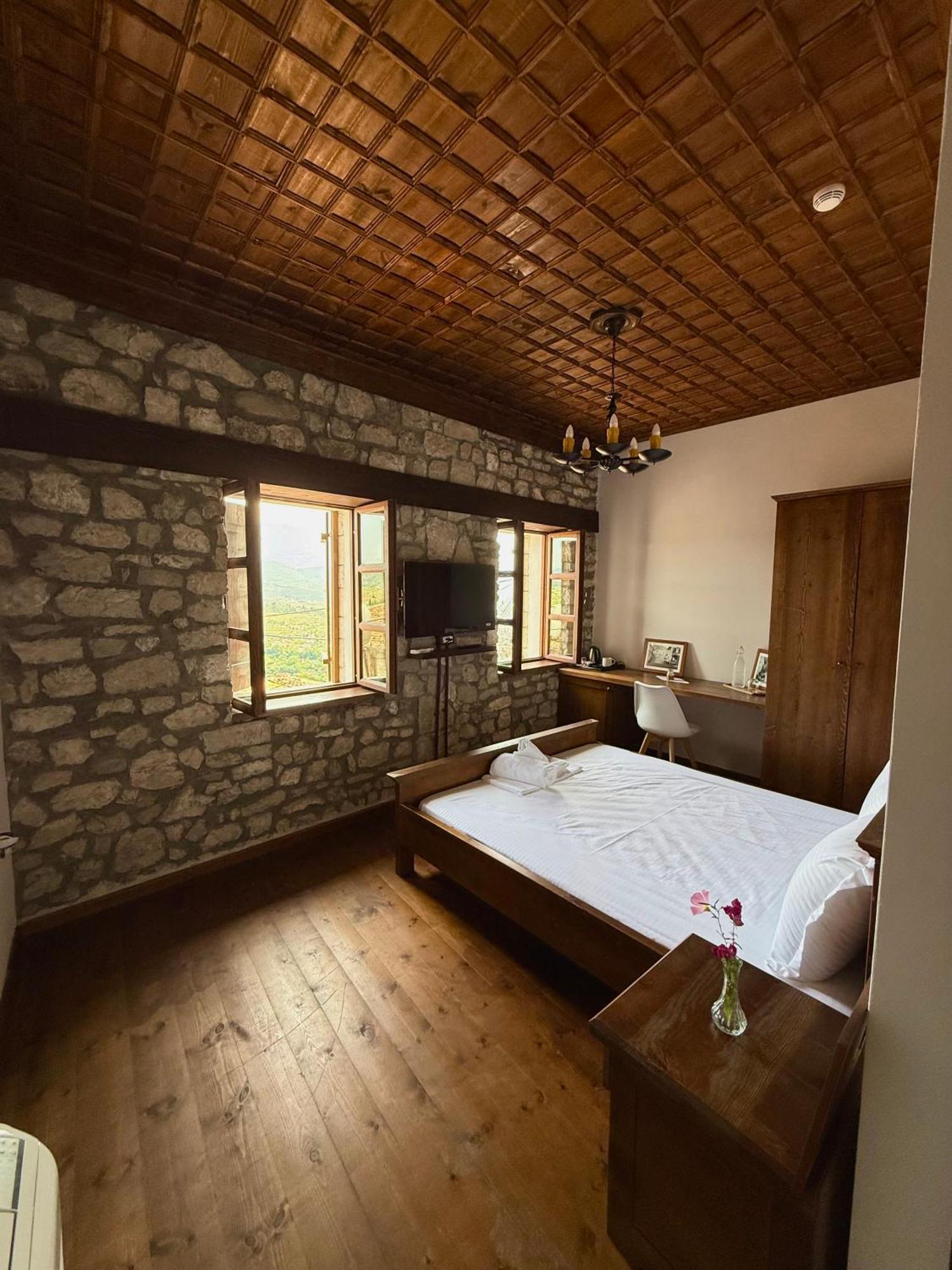 Merkaj, Castle * Berat